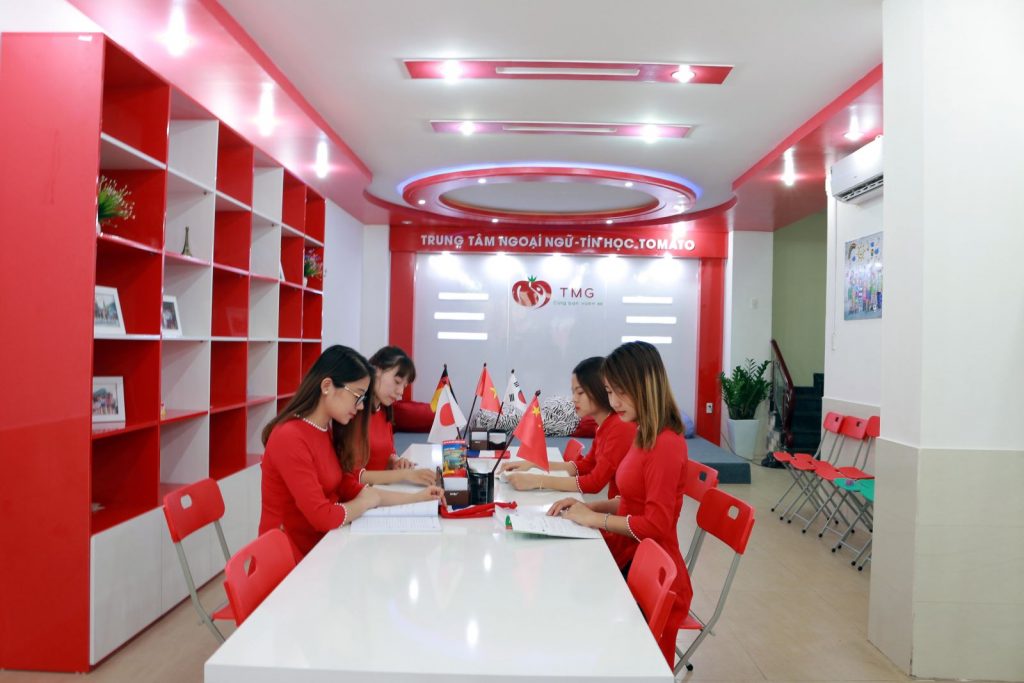 Trung tâm ngoại ngữ - tin học Tomato